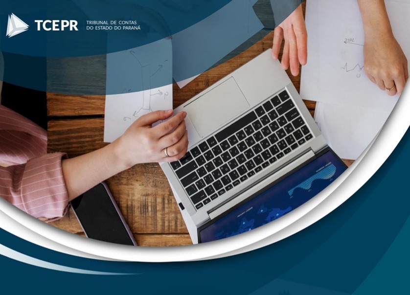 Capa da Quinta Edição do Manual de Cumprimento de Decisões do Tribunal de Contas do Estado do Paraná, elaborado pela Coordenadoria de Monitoramento e Execuções (CMEX) do TCE-PR