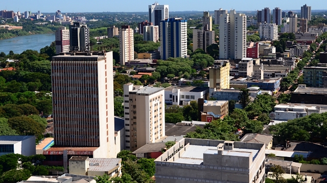 Vista de Foz do Iguaçu, município paranaense na fronteira do Brasil com Paraguai e Argentina. Foto: Marcos Labanca/Divulgação
