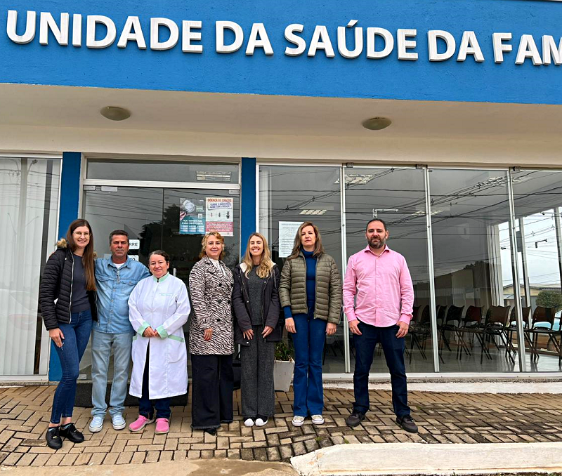 Equipe de servidores do TCE-PR com servidores da área da saúde do Município de Contenda, durante auditora integrante do PAF Saúde 2024-2025. Foto: TCE-PR/Divulgação