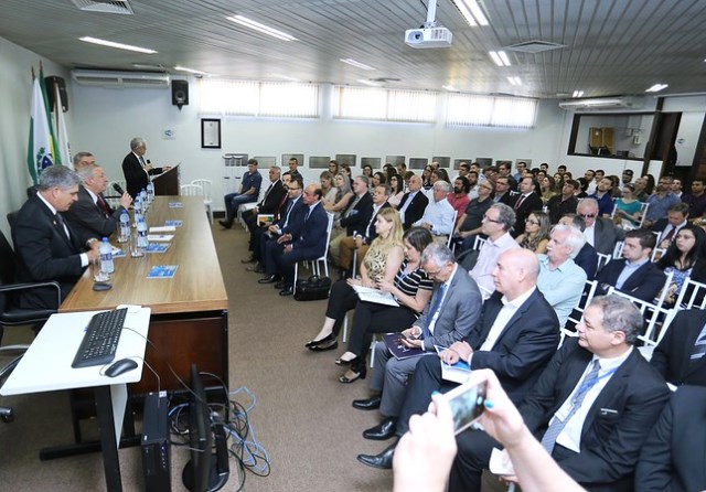 170 pessoas participaram do evento realizado em parceria entre o TCE-PR, Crea-PR e Sinduscon-PR