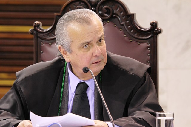 "Saio pleno de saudade já na saída", afirmou Caio Soares no dia em que se aposentou. O conselheiro morreu nesta terça-feira (4), vítima de uma pneumonia