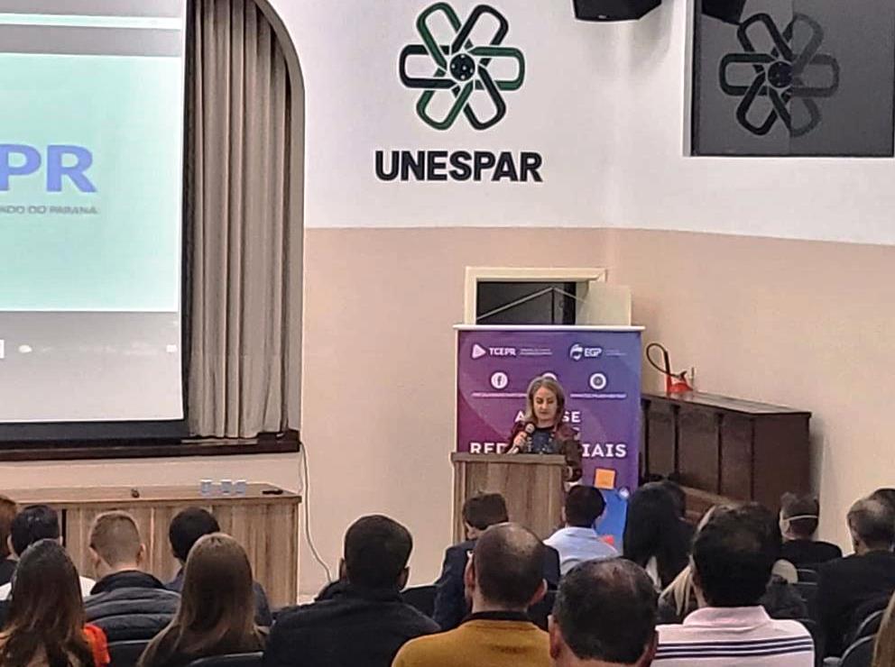 Abertura do curso "Desjudicialização de Executivo Fiscal" realizado na Unespar, em União da Vitória, nesta quinta-feira (28 de abril). Foto: TCE-PR/Divulgação