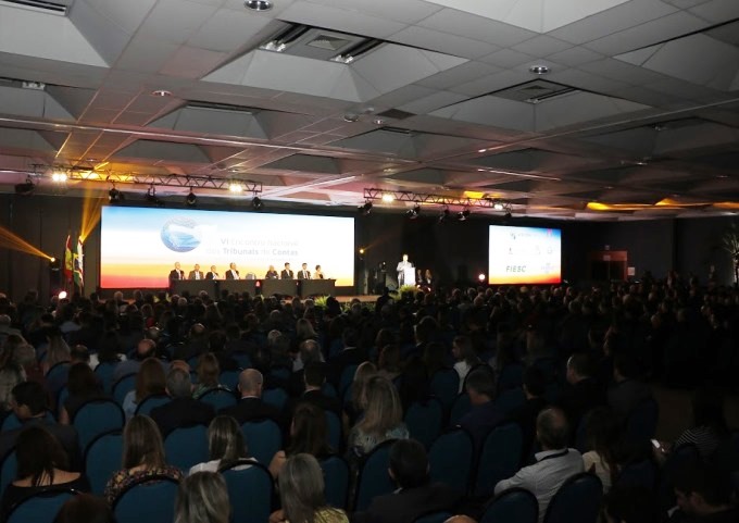 Solenidade de abertura do 6º Encontro Nacional dos Tribunais de Contas, realizado em Florianópolis, de 28 a 30 de novembro. Foto: Divulgação/TCE-PR