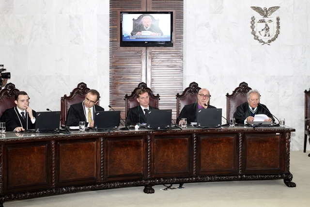Sessão do Pleno do TCE-PR, realizada às quintas-feiras, a partir das 14 horas. Foto: Wagner Araújo/Divulgação TCE-PR