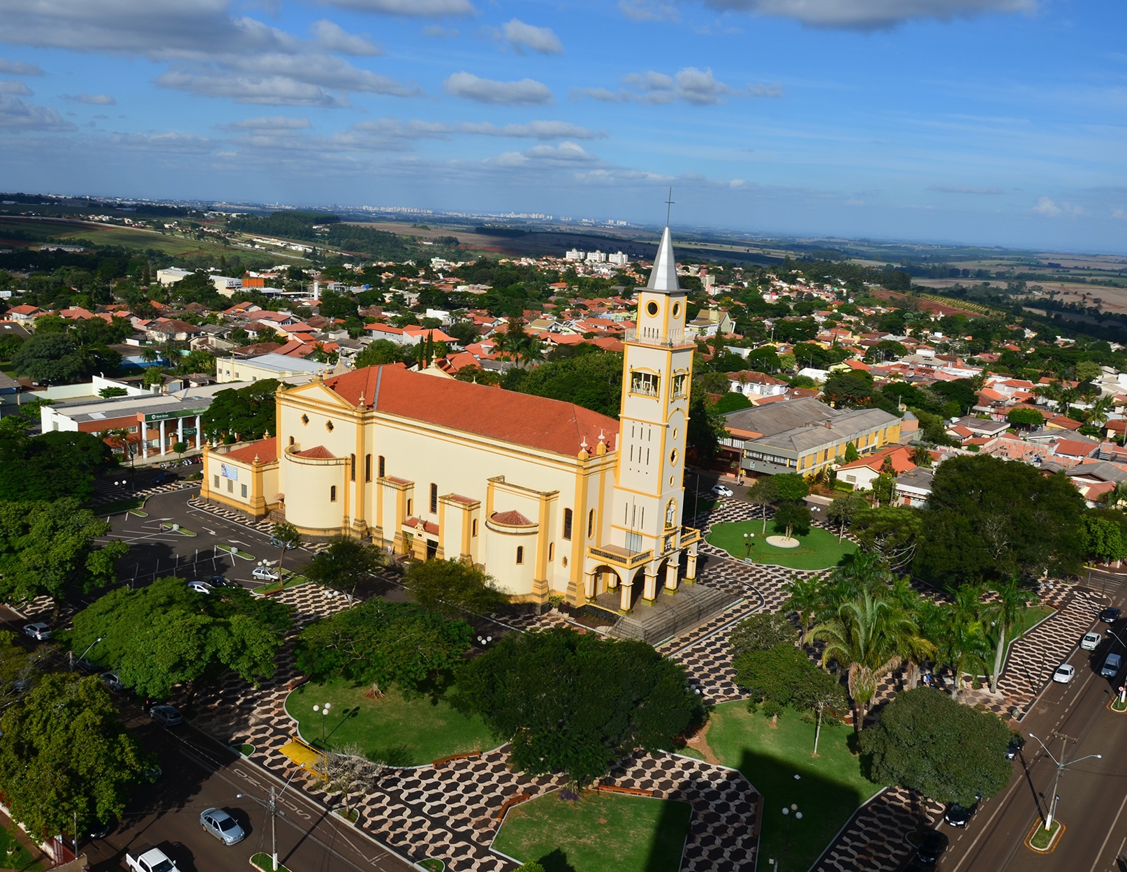 Vista aérea de Rolândia, município do Norte do Paraná, na Região Metropolitana de Londrina. Foto: Paulo Usso/Divulgação