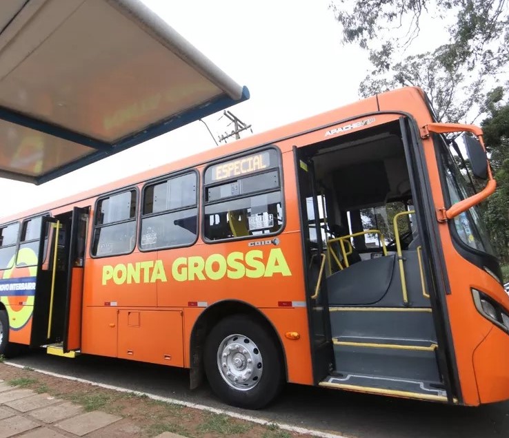 Ônibus do sistema de transporte coletivo de Ponta Grossa, principal cidade da região dos Campos Gerais do Paraná. Foto: Prefeitura de Ponta Grossa/Divulgação