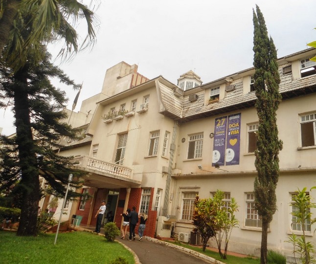 Santa Casa de Londrina, um dos hospitais que mantêm contratos de prestação de serviços de saúde com a Prefeitura. Foto: Divulgação