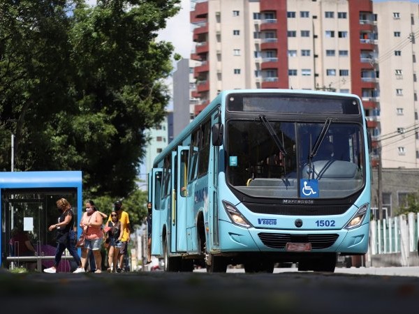 Ônibus do sistema de transporte coletivo de Paranaguá, principal cidade do Litoral do Paraná. Foto: Prefeitura de Paranaguá/Diuvlgação