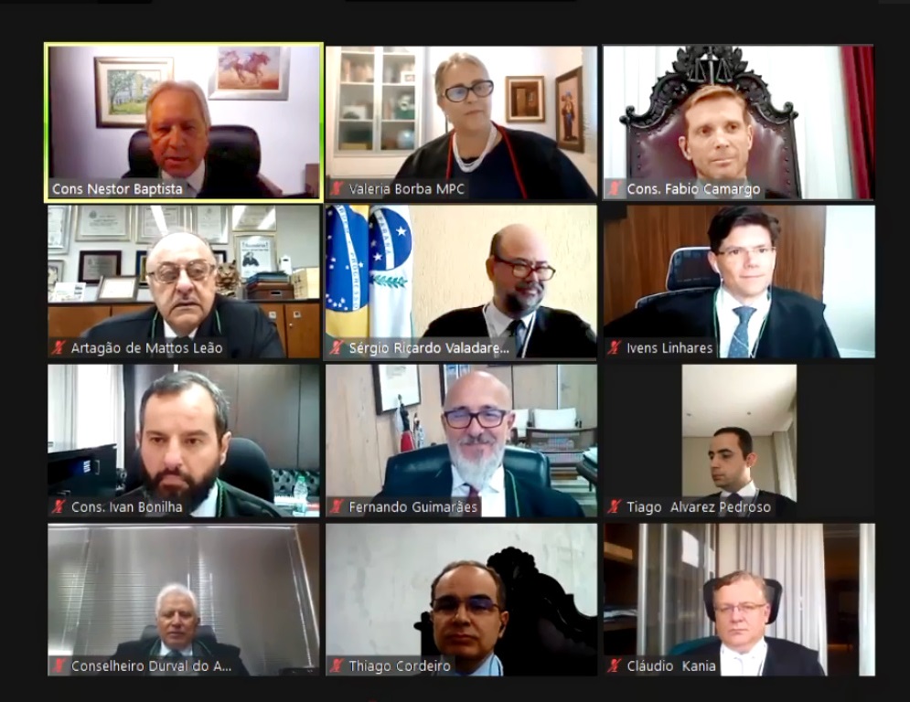 Sessão do Tribunal Pleno desta quarta-feira (9 de dezembro), em que foi realizada a eleição dos dirigentes do TCE-PR no biênio 2021-2022.