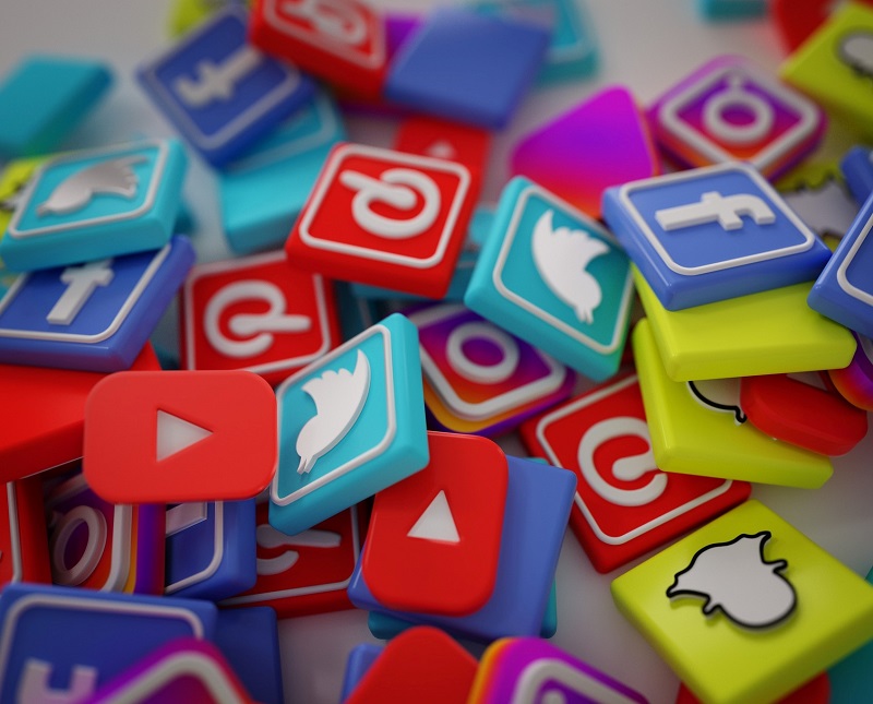 As redes sociais na Internet se tornaram eficientes meios de comunicação no setor público. Imagem: Divulgação
