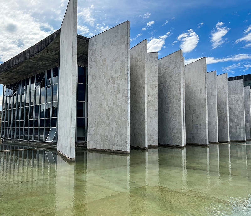 Edifício-Sede do TCE-PR, localizado no bairro Centro Cívico, em Curitiba. Foto: Mauro Beghetto Penteado/TCE-PR