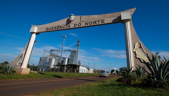 Portal de Querência do Norte, município da região Noroeste do Paraná (foto: Brunno Covello)