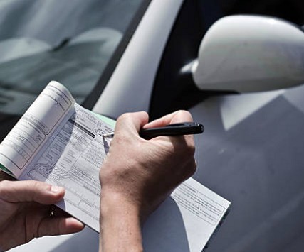 Ente público é responsável por multa de trânsito, mas deve cobrar o condutor do veículo de sua propriedade. Foto: Divulgação