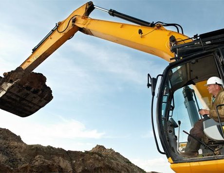 Operador de máquinas pesadas. Foto: Divulgação