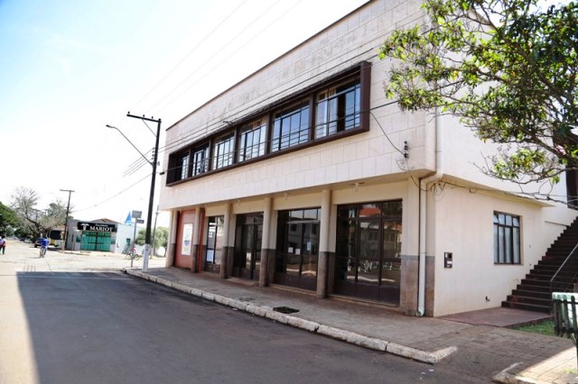 Prefeitura de Peabiru, município da região Centro-Oeste do Paraná. Foto: Divulgação