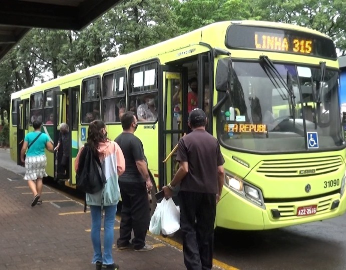 Ônibus do sistema de transporte coletivo de Foz do Iguaçu. Foto: Divulgação
