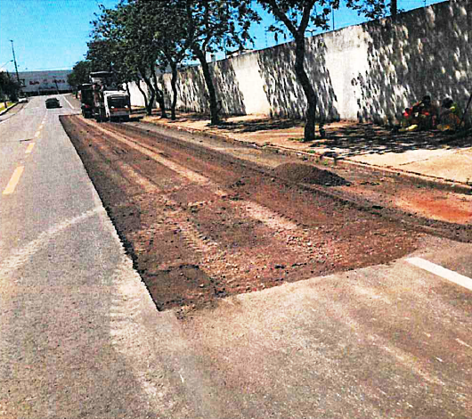 Obra de pavimentação realizada em Cascavel, no âmbito do Programa de Desenvolvimento Integrado (PDI). Foto: Divulgação/TCE-PR