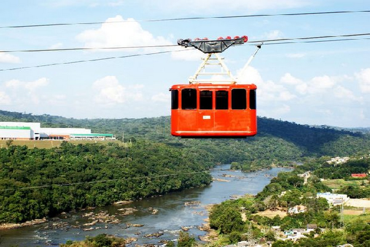 Teleférico em Telêmaco Borba, na região dos Campos Gerais