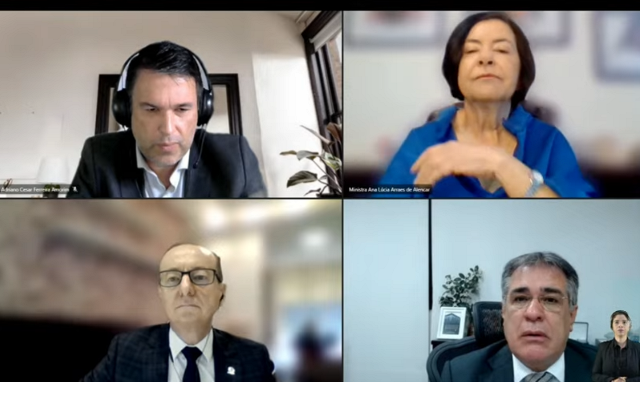 Abertura do 11º Encontro Técnico de Gestão de Pessoas dos TCs: Adriano Amorim e ministra Ana Arraes (TCU); e os conselheiros Cezar Miola, do TCE-RS (IRB), e Joaquim Alves de Castro Neto, do TCM-GO (CNPTC). Imagem: Reprodução/YouTube