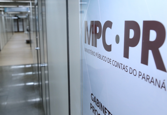 Ala ocupada pelo Ministério Público de Contas (MPC-PR), no segundo andar do Edifício-Anexo do TCE-PR, em Curitiba. Foto: Wagner Araújo/Divulgação TCE-PR