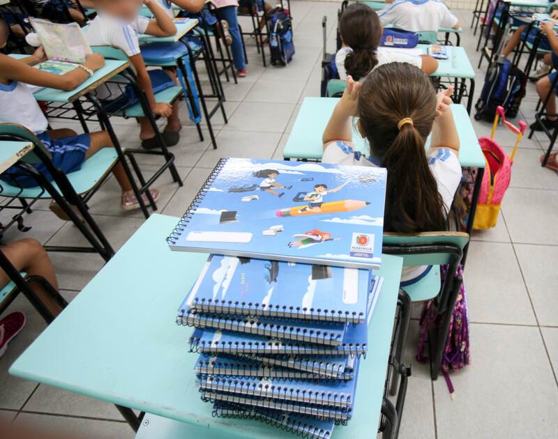 Estudantes da rede municipal de ensino de Maringá, em aula antes da pandemia da Covid-19. Foto: Divulgação