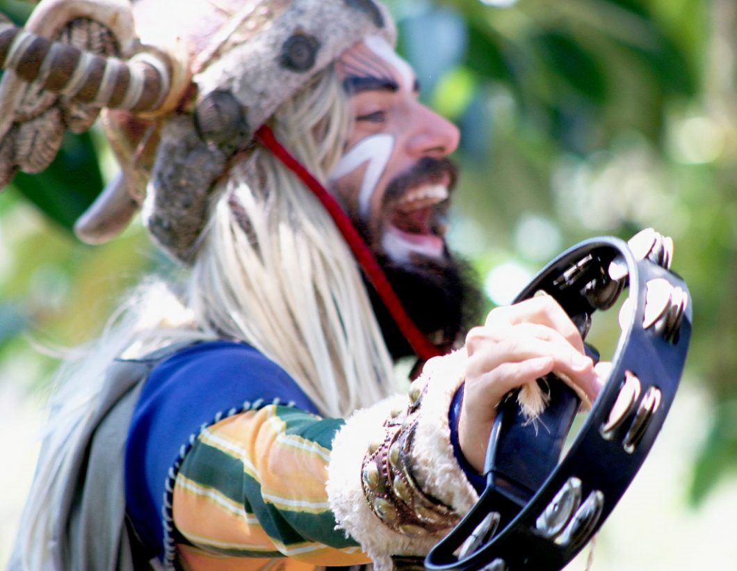 Apresentação artística: facilitar o acesso da população à cultura é uma das atribuições do poder público. Foto: Divulgação