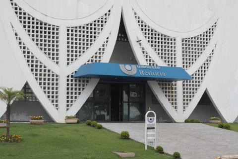 Reitoria da Unioeste, em Cascavel