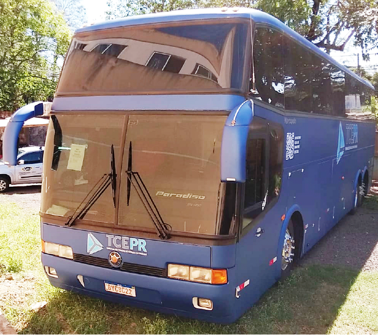 Ônibus que será utilizado pelo TCE-PR no Programa Tribunal Itinerante, que fará visitas a cidades do interior do Paraná. Foto: Divulgação TCE-PR