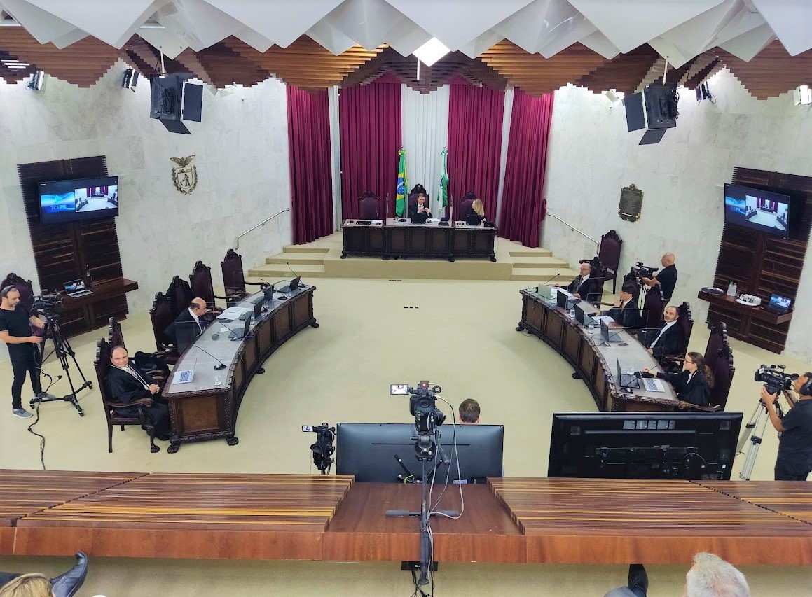 Sessão do Tribunal Pleno que marcou a despedida do conselheiro Artagão de Mattos Leão do TCE-PR. Ele se aposentou ao completar 75 anos, Foto: Edilson Peruceli/Divulgação TCE-PR