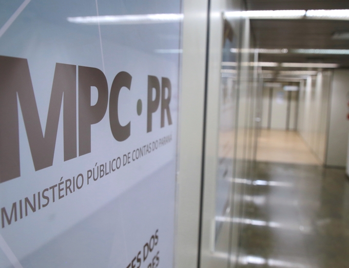 Ala ocupada pelo Ministério Público de Contas (MPC-PR), no segundo andar do Edifício-Anexo do TCE-PR, em Curitiba. Foto: Wagner Araújo/Divulgação TCE-PR