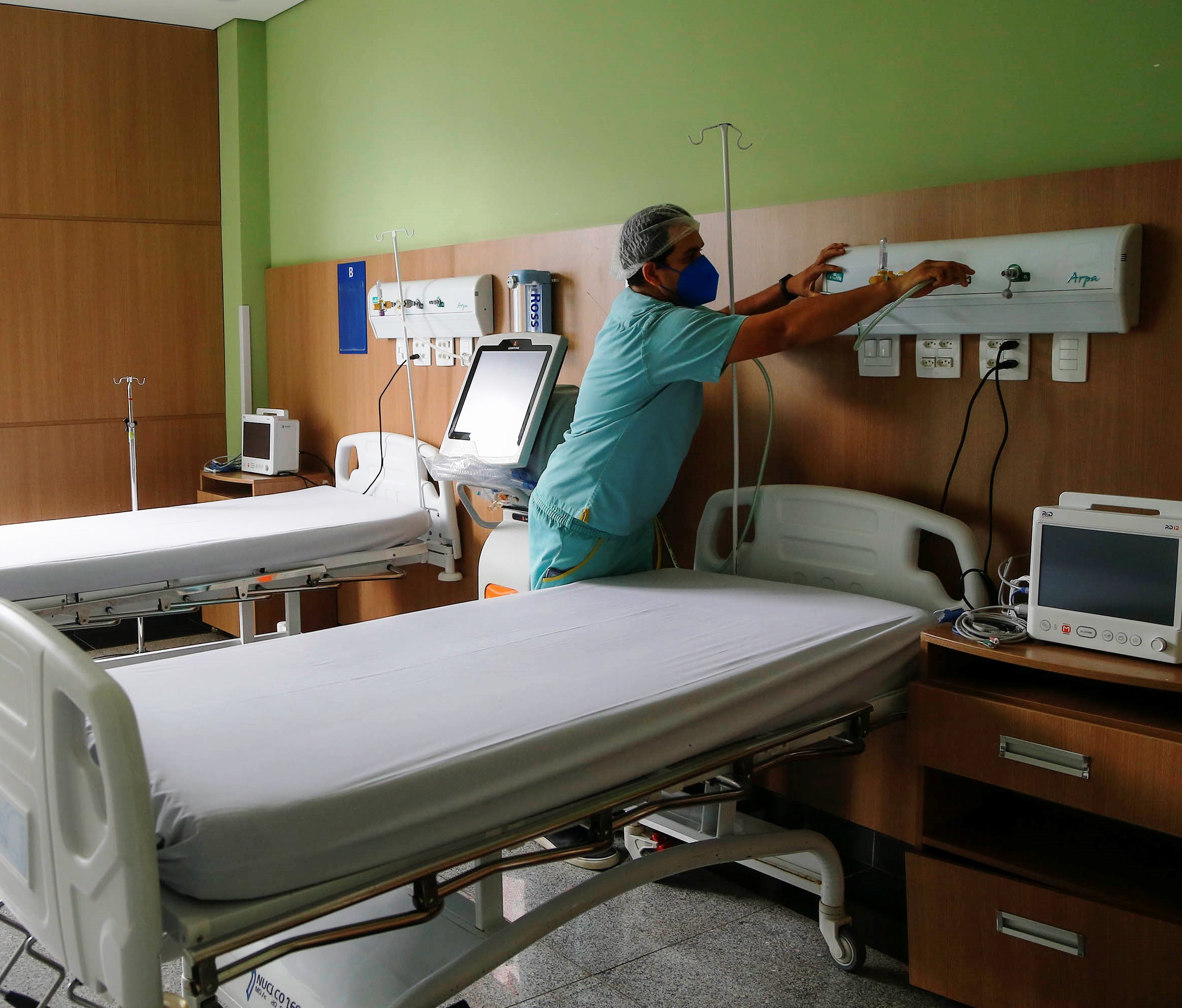 Leitos de UTI do Hospital do Rocio, em Campo Largo, que foram disponibilizados exclusivamente para o atendimento de pacientes com o novo coronavírus (Covid-19) Foto: Geraldo Bubniak/Agência Estadual de Notícias - Divulgação