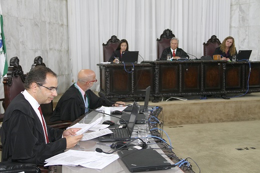 Sessão da Segunda Câmara de Julgamentos do TCE-PR (Foto: Wagner Araújo/ Divulgação TCE-PR)