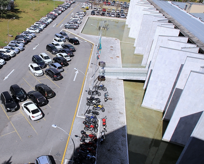 Vista do Edifício-Sede do TCE-PR, no bairro Centro Cívico, em Curitiba. Foto: Wagner Araújo/Divulgação TCE-PR