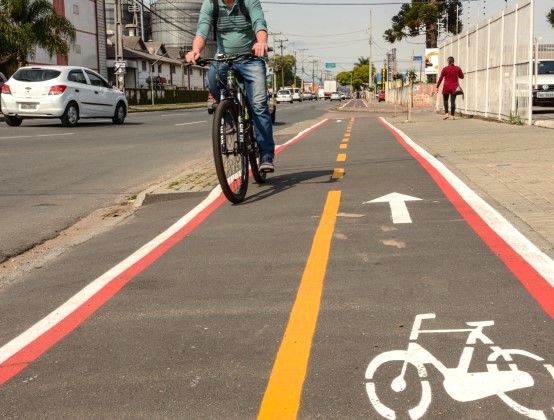 Ciclovia em Pinhais, município da Região Metropolitana de Curitiba. Foto: Prefeitura de Pinhais/Divulgação