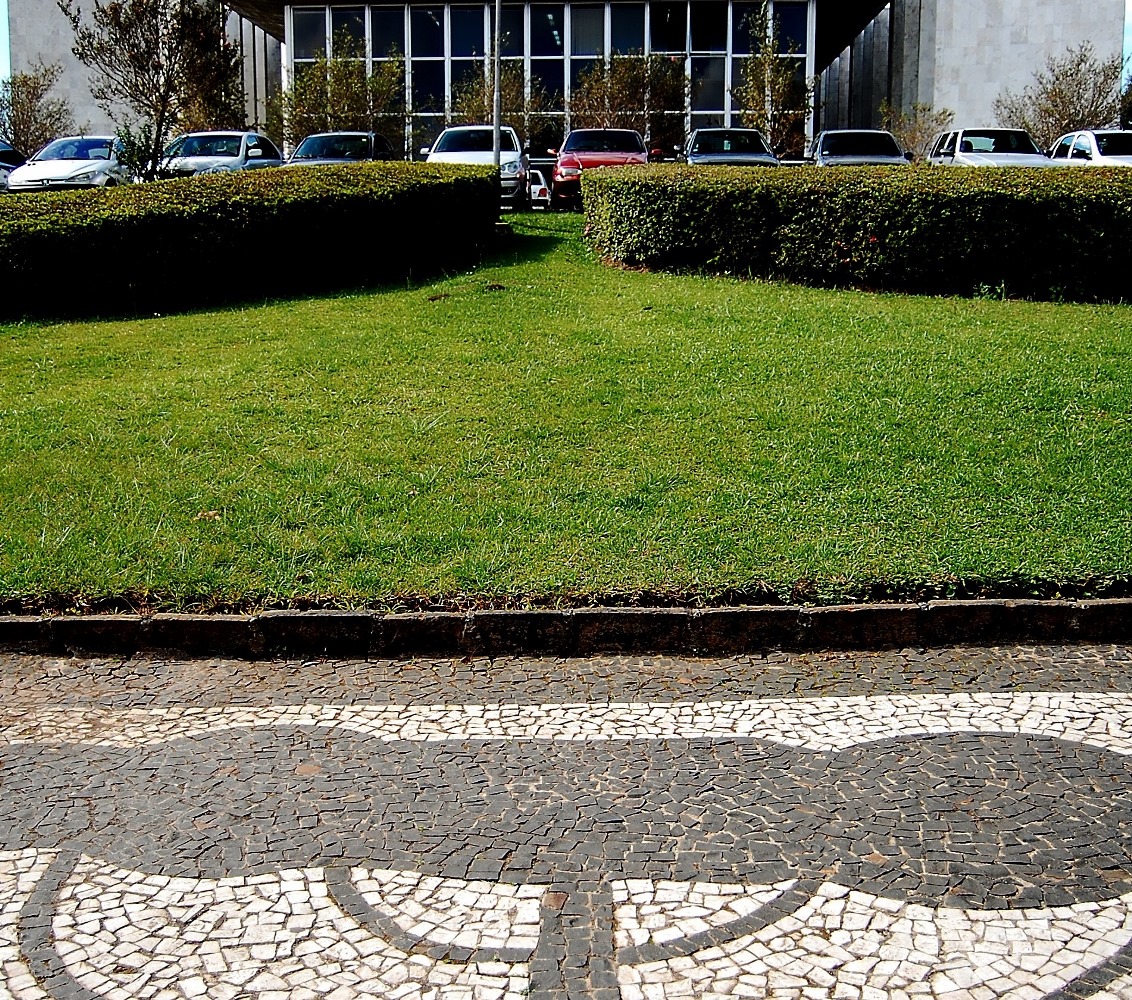 Vista do Edifício-Sede do TCE-PR, no bairro Centro Cívico, em Curitiba. Foto: Wagner Araújo/Divulgação TCE-PR