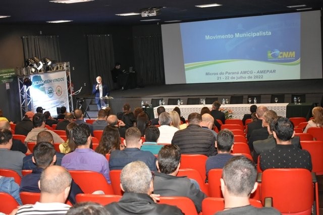 Abertura do 1º Encontro de Auditores e Fiscais de Tributos dos Municípios dos Campos Gerais, realizado em Jaguariaíva. Foto: Prefeitura de Jaguariaíva/Divulgação
