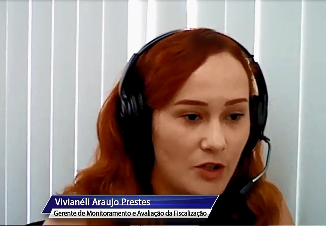 A gerente de Monitoramento e Avaliação da Fiscalização da Coordenadoria Geral de Fiscalização (CGF) do Tribunal, Vivianéli Araujo Prestes, participa de capacitação sobre o início de mandato municipal 2021-2024.
