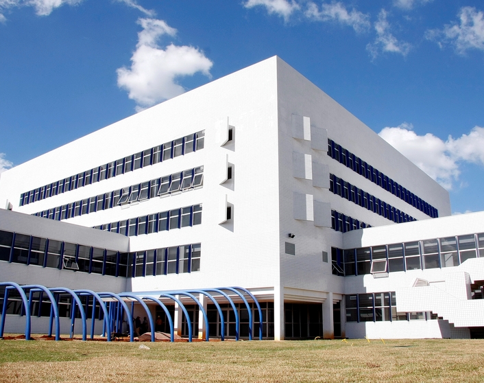 O Hospital Universitário Regional dos Campos Gerais, mantido pela Universidade Estadual de Ponta Grossa (UEPG). Foto: Divulgação/UEPG