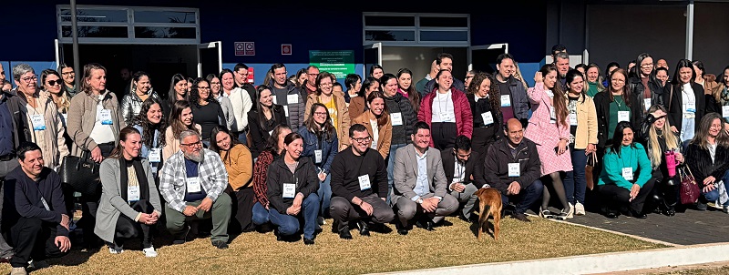 Participantes da etapa de Pitanga do Ciclo de capacitação de gestores e servidores municipais para aprimorar os questionários de avaliação de políticas públicas na Prestação de Contas Anual (PCA) dos prefeitos paranaenses. Foto: Marcelo Lancia/TCE-PR
