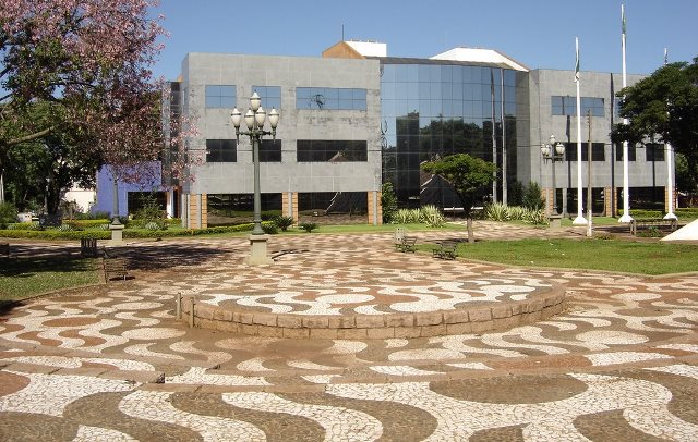 Prefeitura de Santa Helena, município da região Oeste do Paraná. Foto: Divulgação