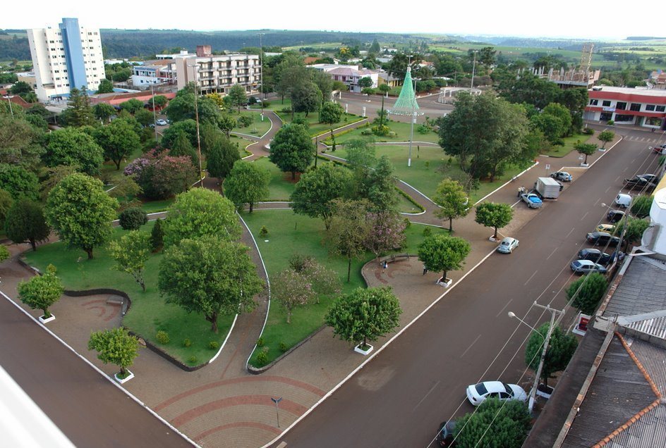 Centro de Quedas do Iguaçu, município na Região Centro-Sul do Paraná. Foto: Divulgação