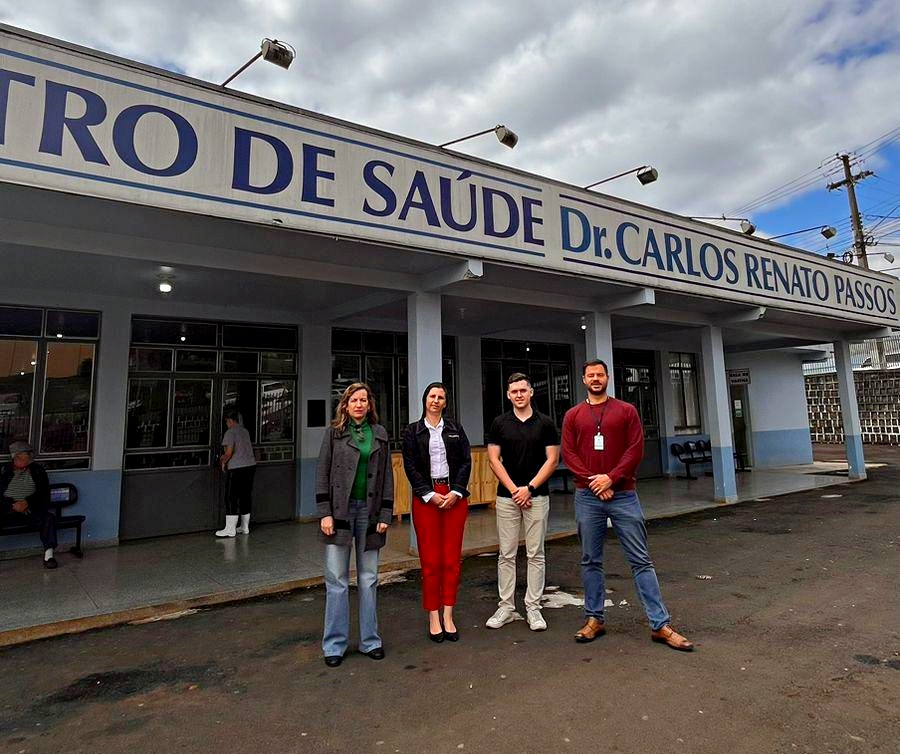 Servidores do TCE-PR e gestores da área da Saúde no Município de Cruz Machado, durante auditoria sobre a atenção básica. Foto: TCE-PR
