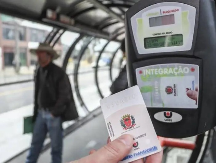 Sistema de bilhetagem eletrônica utilizado no transporte coletivo de Curitiba. Foto: Divulgação