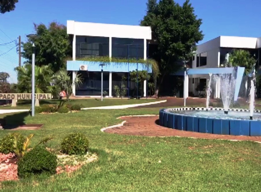 Prefeitura de Quedas do Iguaçu, município da região Centro-Sul do Paraná. Foto: Divulgação