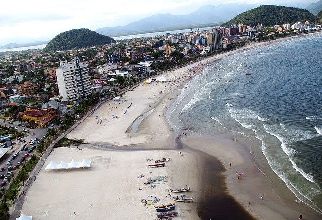 Vista da praia de Guaratuba, município do Litoral do Paraná. Foto: Divulgação