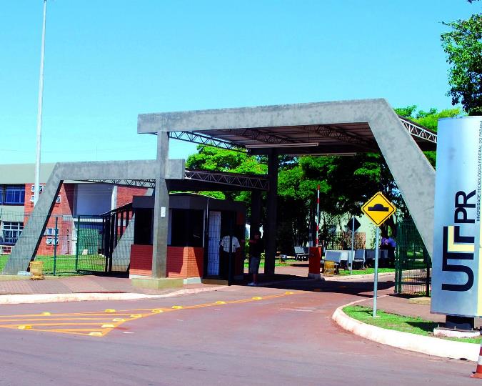 Entrada do campus da Universidade Tecnológica Federal do Paraná (UTF-PR) em Campo Mourão. Foto: Divulgação