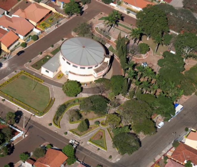 Vista da área central da sede urbana de Floresta, município da região Norte do Paraná. Foto: Divulgação