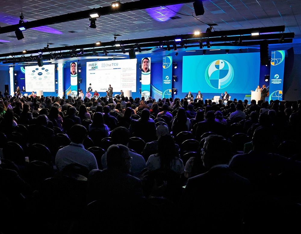 IX Encontro Nacional dos Tribunais de Contas reúne cerca de 2.000 participantes no primeiro dia do evento, em Foz do Iguaçu, nesta segunda-feira (11 de novembro de 2024)