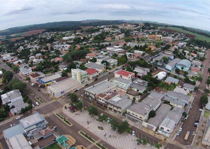 Vista aérea da sede urbana de Mariópolis, município da região Sudoeste do Paraná. Foto: Divulgação