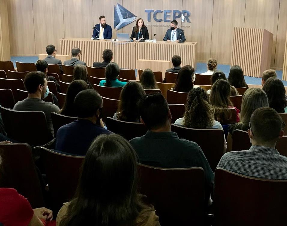 Reunião de integração do trabalho de fiscalização da esfera municipal, realizado sob o comando da Coordenadoria-Geral de Fiscalização (CGF). Foto: Divulgação/TCE-PR